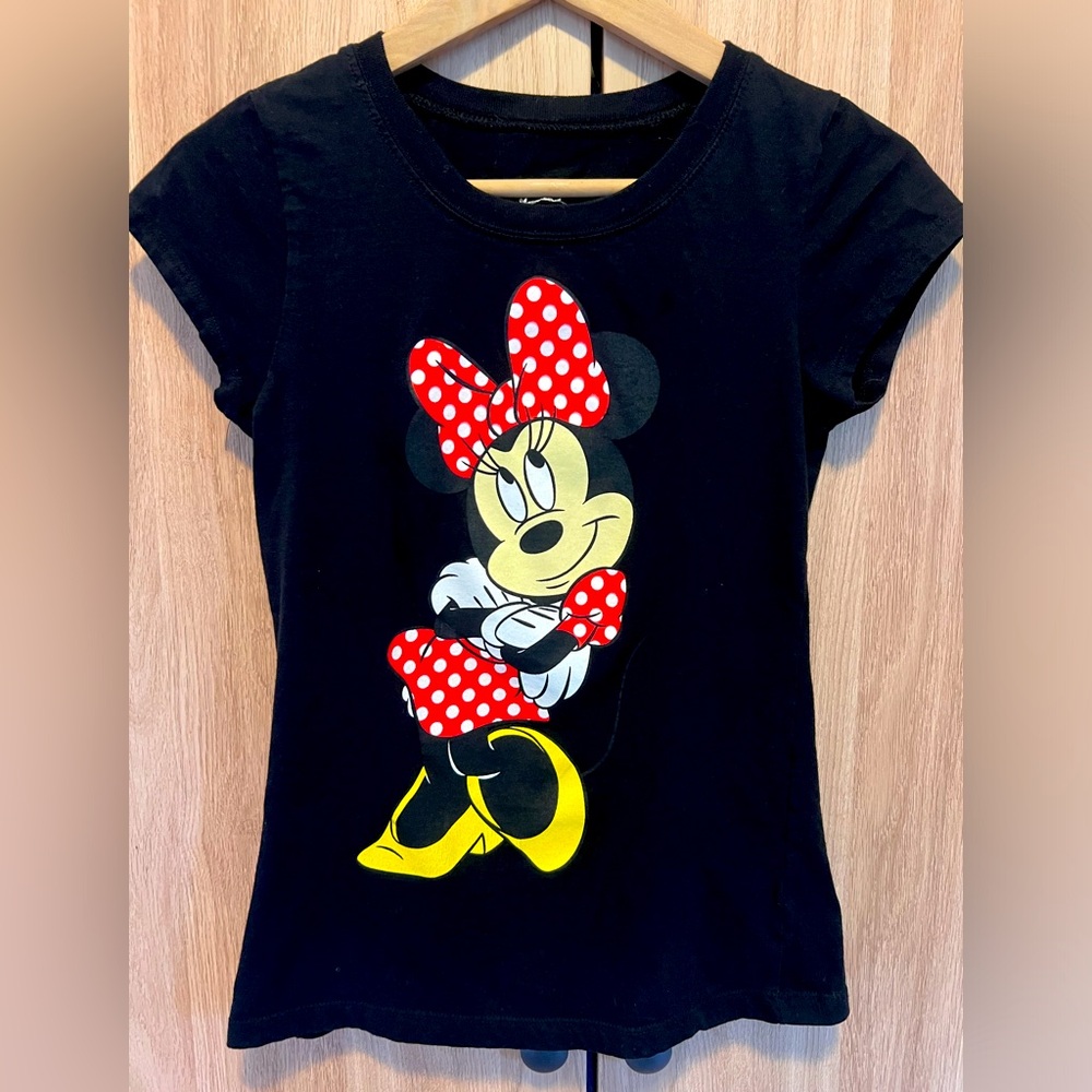 Mini Mouse , Disney Juniors t-shirt with Mikey Mouse, M
